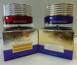 Vionna Whitening Cream Set ( 2 Pcs )
